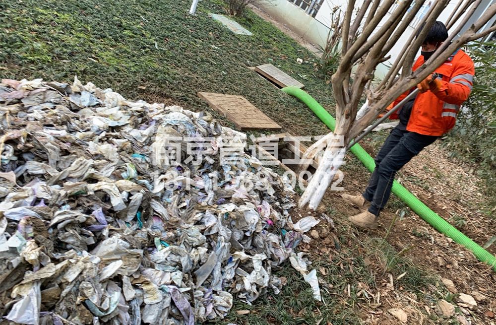 315杨浦化粪池垃圾清理