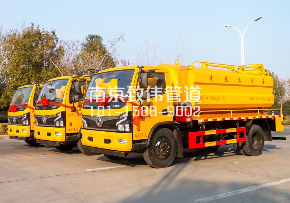 369杨浦多利卡吸污车